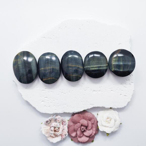 Blue Tiger Eye Palm Stone - Picture 5 of 10